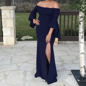 Windsor Women’s Navy Gown